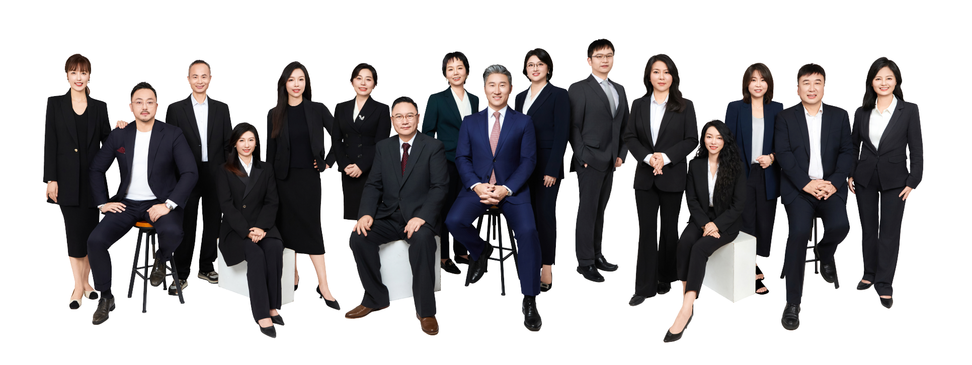 盈萬仕境内团队合影